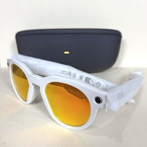 Oakley Meta HSTN Glasses Limited Edition - Prizm Ruby lenses, Warm Grey frame